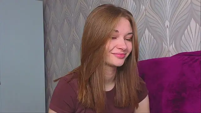 Snapshot of CharryClim chatting on 1, 10, 2025 CharryClim online show from 1, 10, 2025