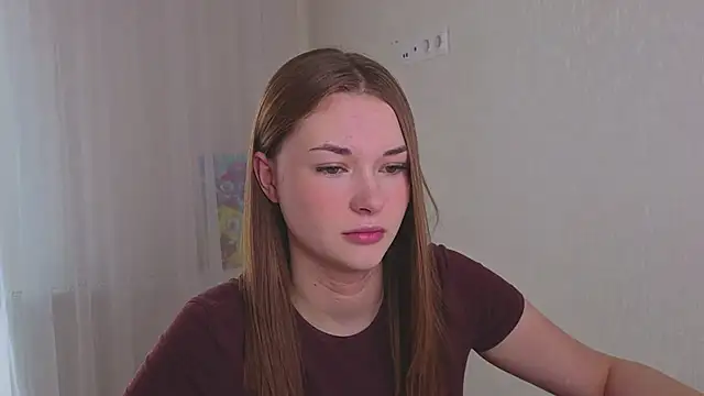 Snapshot of CharryClim chatting on 17, 10, 2025 CharryClim online show from 17, 10, 2025