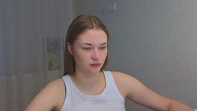 Snapshot of CharryClim chatting on 26, 10, 2025 CharryClim online show from 26, 10, 2025