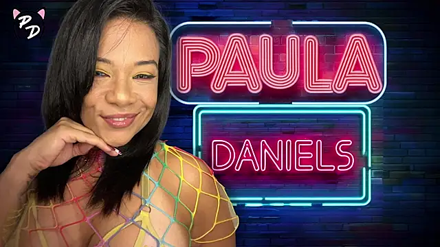 Snapshot of paula_daniela1 chatting on 28, 11, 2025 paula daniela1 online show from 28, 11, 2025