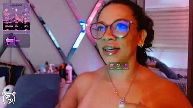 Snapshot of paula_daniela1 chatting on 8, 7, 2026 paula daniela1 online show from 8, 7, 2026