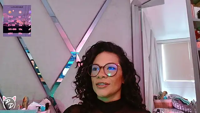 Snapshot of paula_daniela1 chatting on 1, 8, 2026 paula daniela1 online show from 1, 8, 2026