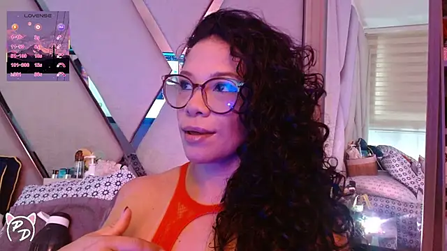 Snapshot of paula_daniela1 chatting on 4, 8, 2026 paula daniela1 online show from 4, 8, 2026