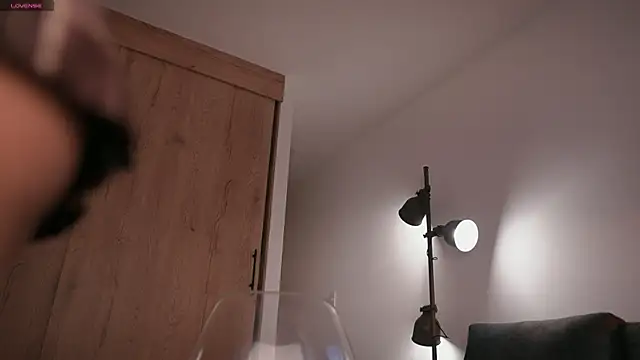 GigiLee  online show from 22, 11, 2025