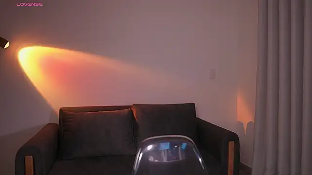 GigiLee  online show from 28, 3, 2026