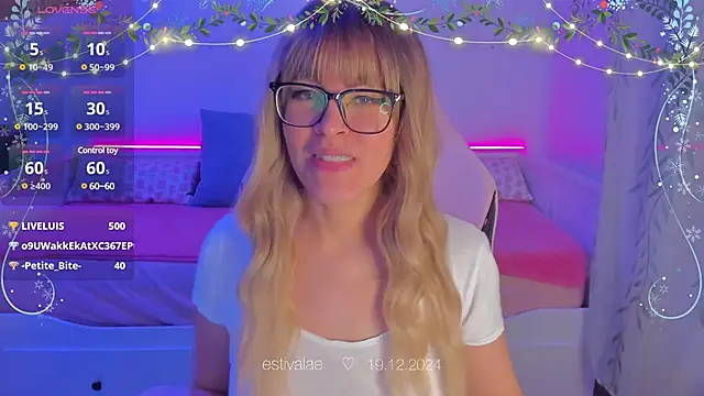 estivalae online show from 19, 12, 2024