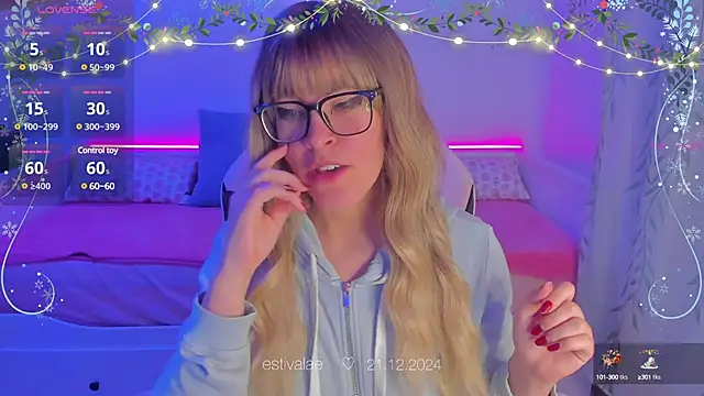 estivalae online show from 21, 12, 2024