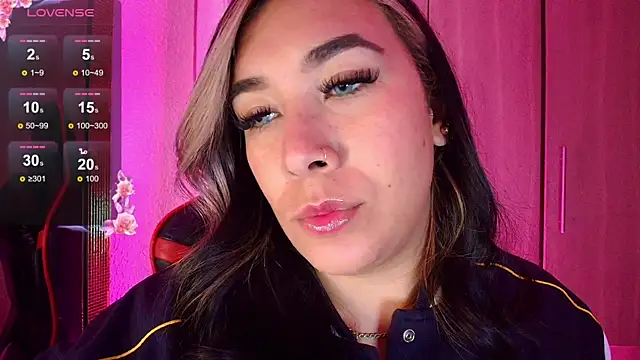 Snapshot of leahtemptation3 chatting on 29, 6, 2026 leahtemptation3 online show from 29, 6, 2026