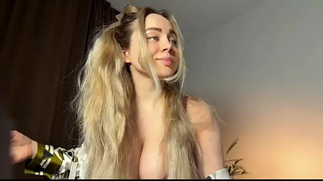 hotexclusive  online show from 28, 2, 2026