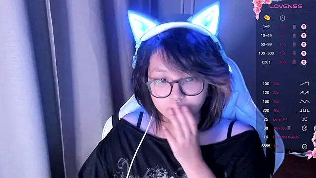 Snapshot of maydaykimmy chatting on 10, 10, 2025 maydaykimmy online show from 10, 10, 2025