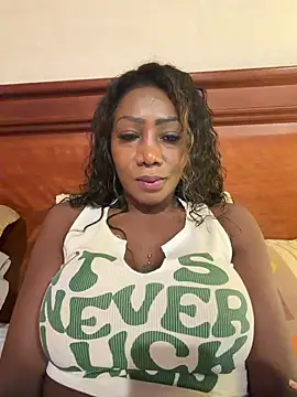 Snapshot of SUUKAM chatting on 25, 2, 2026 SUUKAM online show from 25, 2, 2026