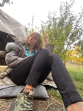 Anita-Smith online show from 7, 10, 2025