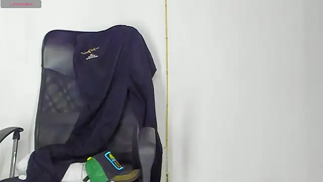 MikeRoss7777 online show from 4, 10, 2025