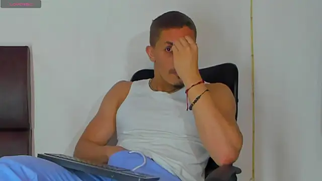 MikeRoss7777 online show from 12, 10, 2025