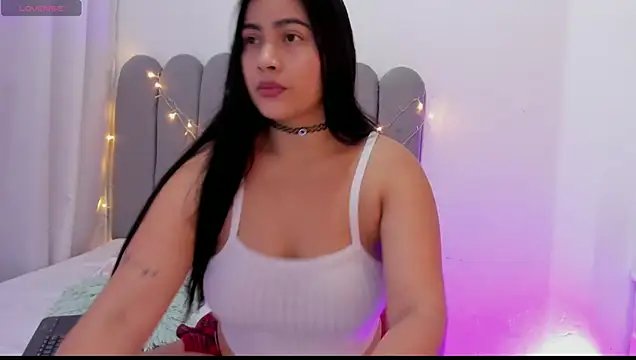 Snapshot of andrea_osorio_ chatting on 19, 10, 2025 andrea osorio  online show from 19, 10, 2025