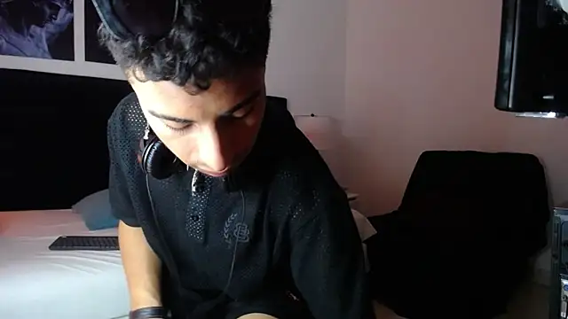 Snapshot of JuanCamiilo_66 chatting on 8, 1, 2025 JuanCamiilo 66 online show from 8, 1, 2025