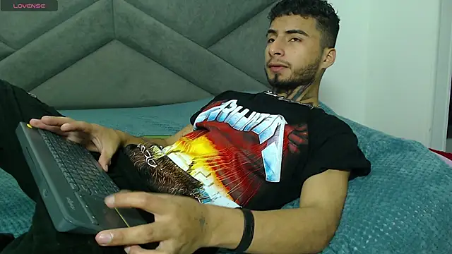 Snapshot of JuanCamiilo_66 chatting on 10, 3, 2025 JuanCamiilo 66 online show from 10, 3, 2025