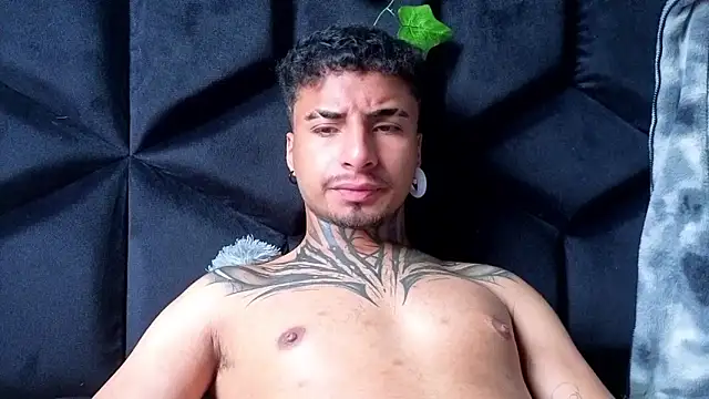 JuanCamiilo 66 online show from 10, 5, 2026