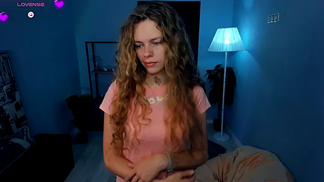 RayaNenlia online show from 30, 9, 2025