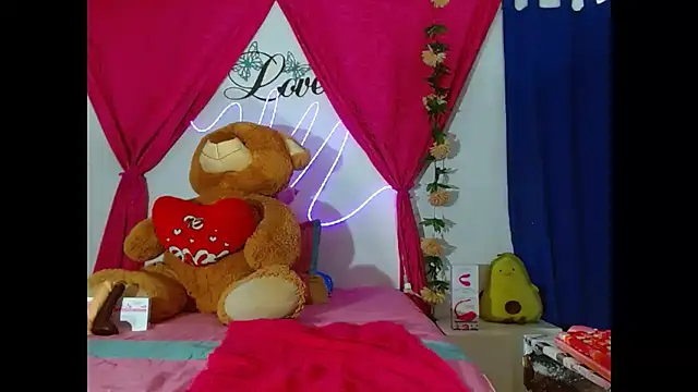 Snapshot of natashakissess chatting on 14, 2, 2026 natashakissess online show from 14, 2, 2026