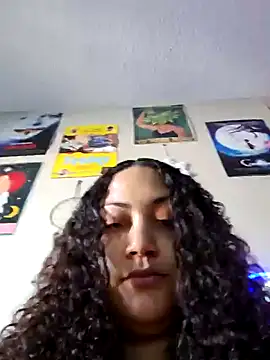 honeeyyy pot online show from 2, 1, 2025