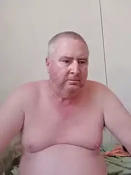 Snapshot of SA_BULL chatting on 13, 2, 2025 SA BULL online show from 13, 2, 2025