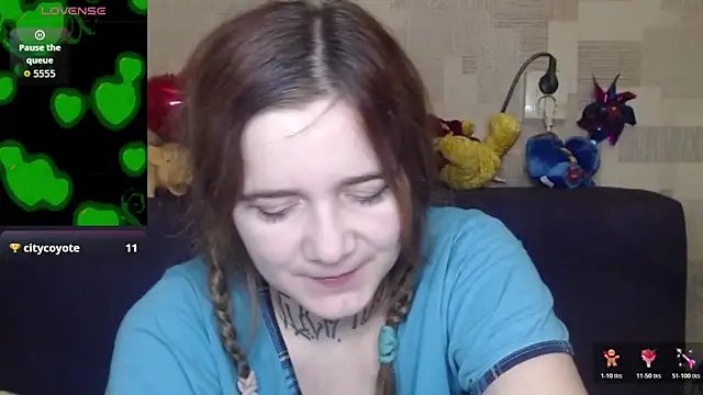 Snapshot of Yours_good_mood chatting on 2, 11, 2025 Yours good mood online show from 2, 11, 2025