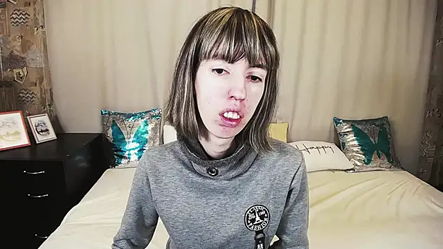 Snapshot of Unusual_G chatting on 3, 11, 2025 Unusual G online show from 3, 11, 2025