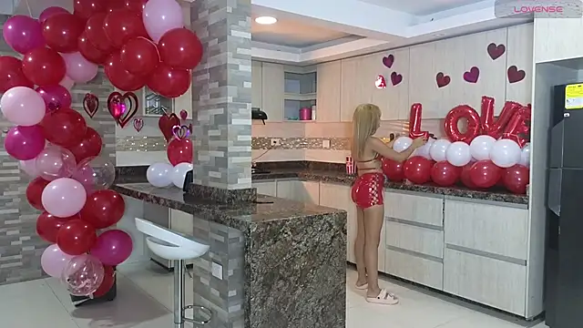 xalicesfantasyx online show from 15, 2, 2025