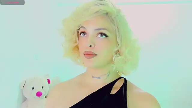 Snapshot of Emmaa_Saenz_ chatting on 27, 2, 2026 Emmaa Saenz online show from 27, 2, 2026