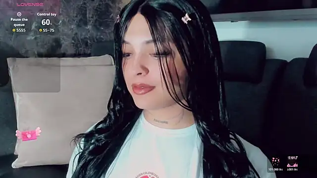 Snapshot of Emmaa_Saenz_ chatting on 3, 7, 2026 Emmaa Saenz online show from 3, 7, 2026