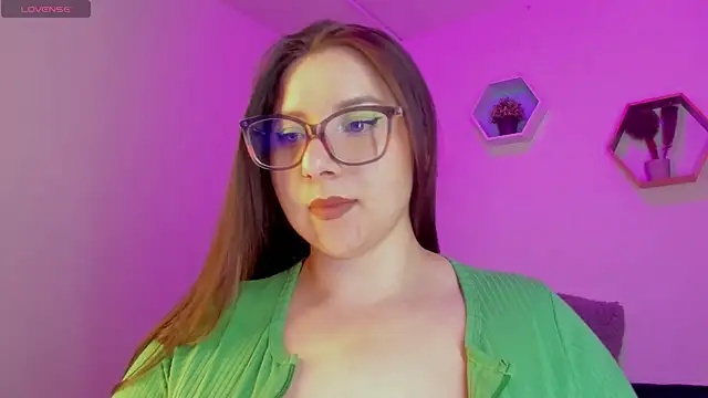 Roxxanne Bail online show from 14, 4, 2026