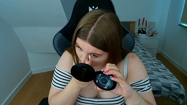 AbbyPleasure online show from 13, 5, 2026