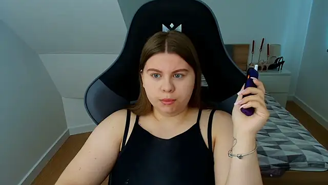 AbbyPleasure online show from 15, 6, 2026