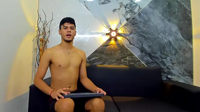 liam genner  online show from 10, 2, 2025