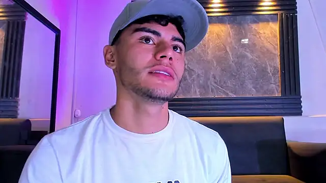 liam genner  online show from 10, 11, 2025