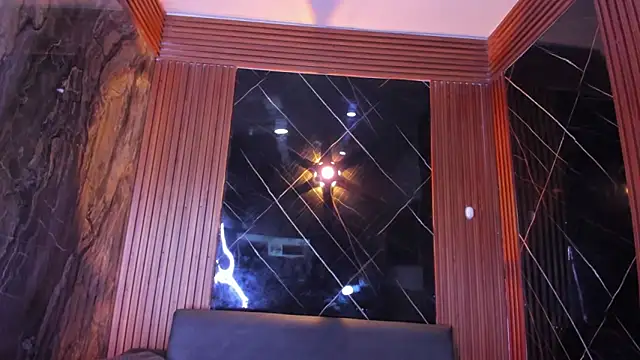 liam genner  online show from 19, 11, 2025