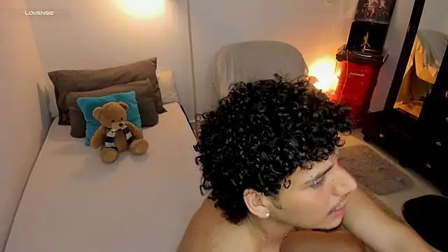 Curlblue online show from 13, 9, 2025