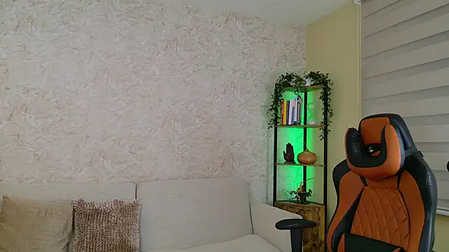 Snapshot of AdanReilly chatting on 7, 12, 2024 AdanReilly online show from 7, 12, 2024