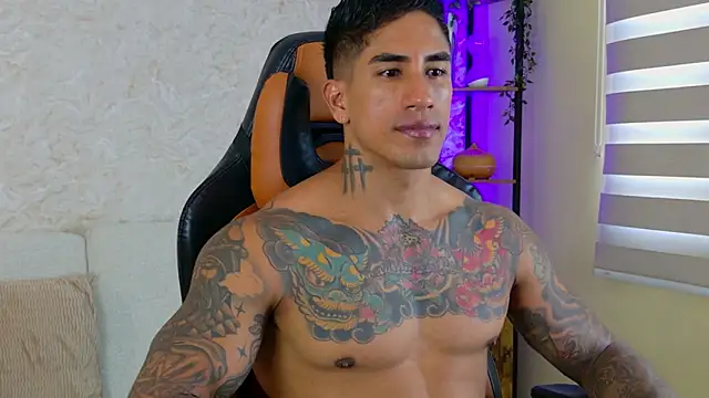 Snapshot of AdanReilly chatting on 15, 3, 2025 AdanReilly online show from 15, 3, 2025