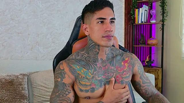 AdanReilly online show from 18, 11, 2025