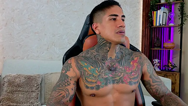 AdanReilly online show from 8, 5, 2026