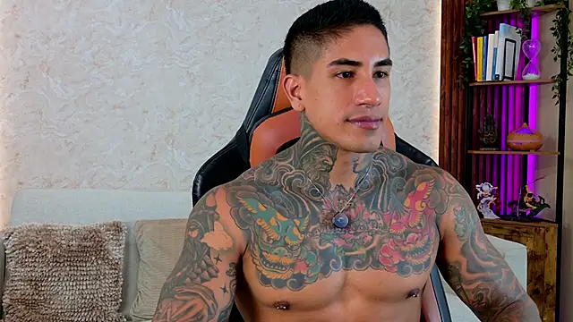AdanReilly online show from 13, 5, 2026