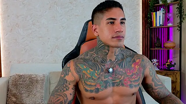 AdanReilly online show from 28, 5, 2026