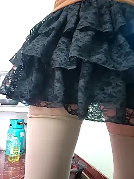 zizi public online show from 10, 2, 2025