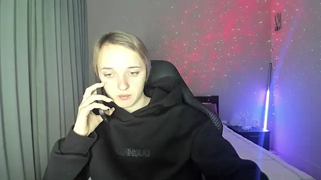 Snapshot of RouseReed chatting on 3, 12, 2024 RouseReed online show from 3, 12, 2024