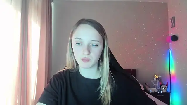 Snapshot of RouseReed chatting on 21, 3, 2025 RouseReed online show from 21, 3, 2025