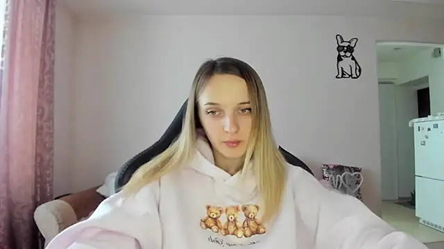 Snapshot of RouseReed chatting on 10, 2, 2026 RouseReed online show from 10, 2, 2026