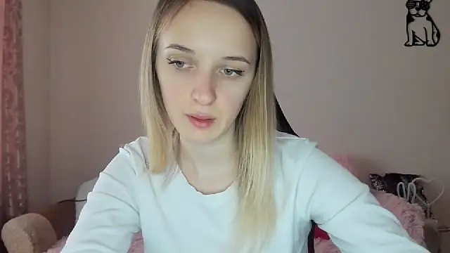 Snapshot of RouseReed chatting on 12, 2, 2026 RouseReed online show from 12, 2, 2026