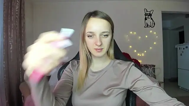 Snapshot of RouseReed chatting on 13, 2, 2026 RouseReed online show from 13, 2, 2026